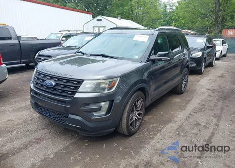2016 Ford Explorer Sport z USA, uszkodzony, nr VIN 1FM5K8GT3GGD21204